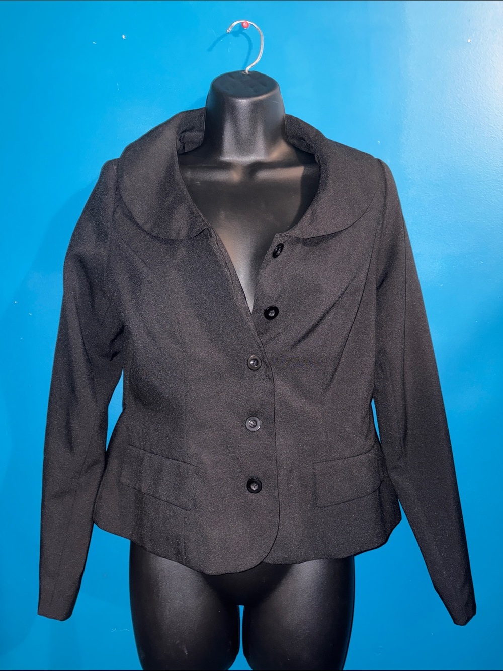 metrostyle Black Women's Tailored Button-Front Blazer